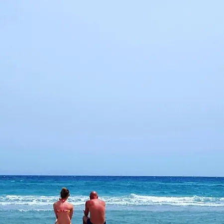 2 Bedroomed - Sleeps 5 Otranto