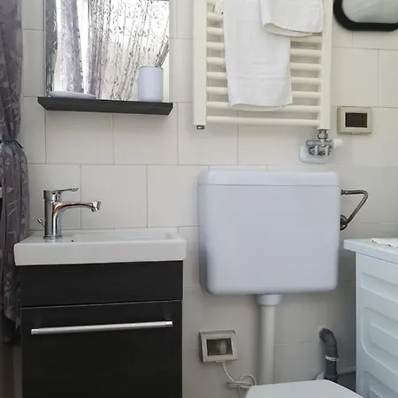 Apartment 2 Bedroomed - Sleeps 5 Otranto