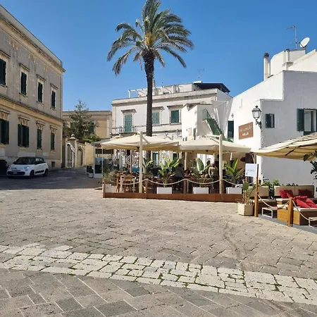 2 Bedroomed - Sleeps 5 Apartment